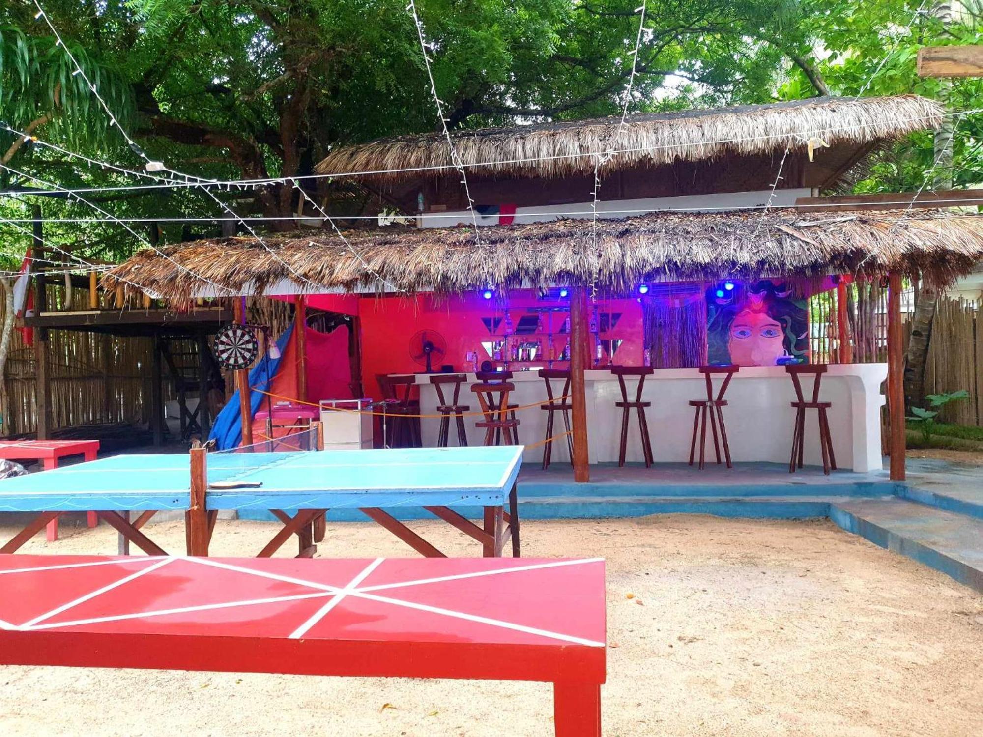 Oia Beach Hostel - El Nido Buitenkant foto