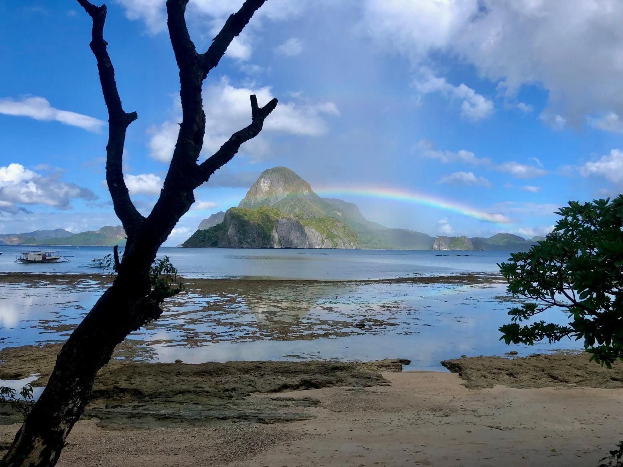 Oia Beach Hostel - El Nido Buitenkant foto
